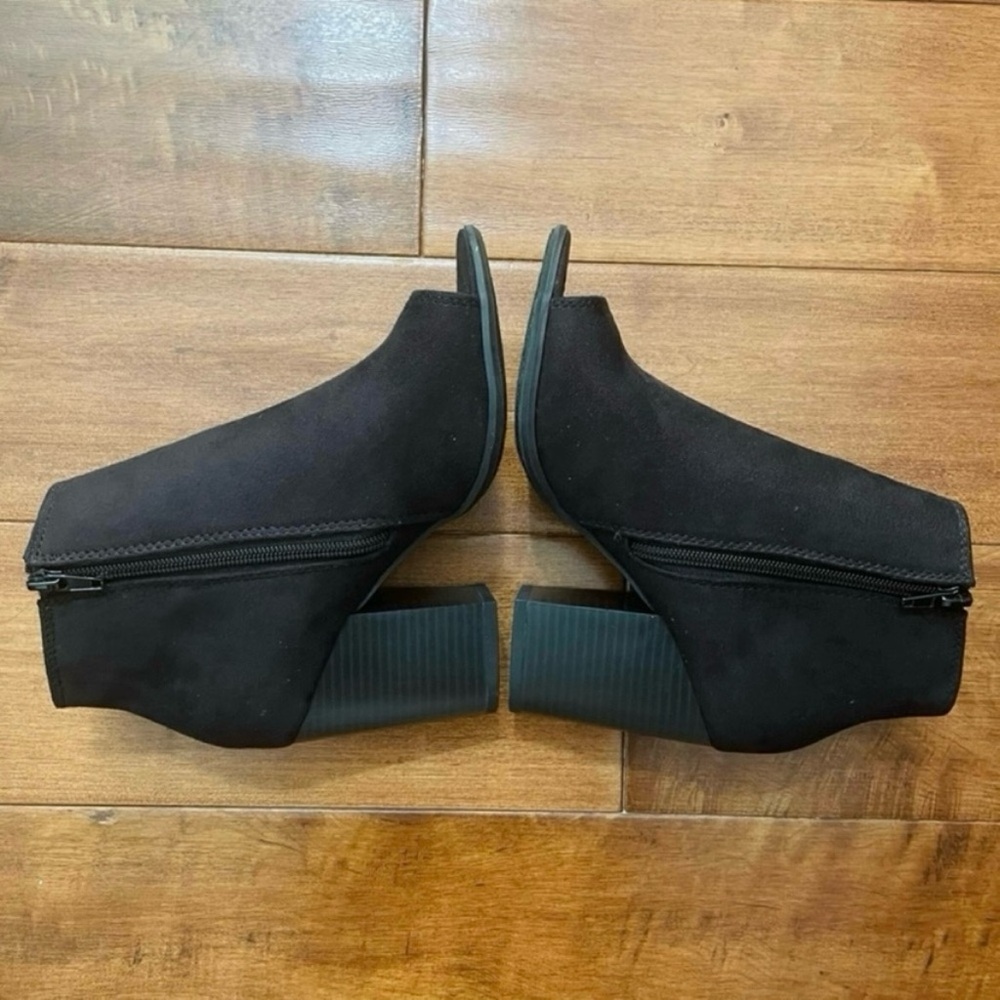 SODA Open Toe Booties - Picture 4 of 8